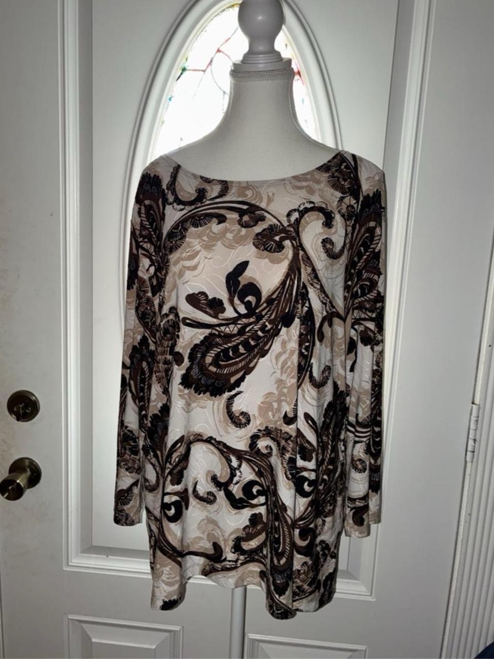 JM Collection Cream Paisley Long-Sleeve Tunic Top